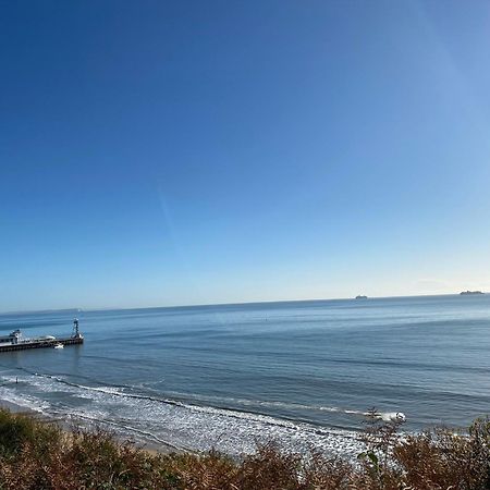 Bournemouth Beachfront Retreat 3 Bedroom 3 Bathroom Seaside B&B With Free Parking Exterior foto