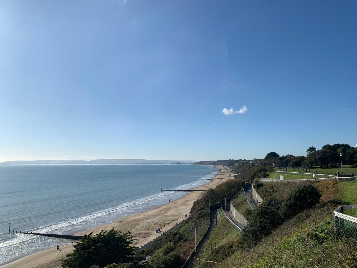 Bournemouth Beachfront Retreat 3 Bedroom 3 Bathroom Seaside B&B With Free Parking Exterior foto