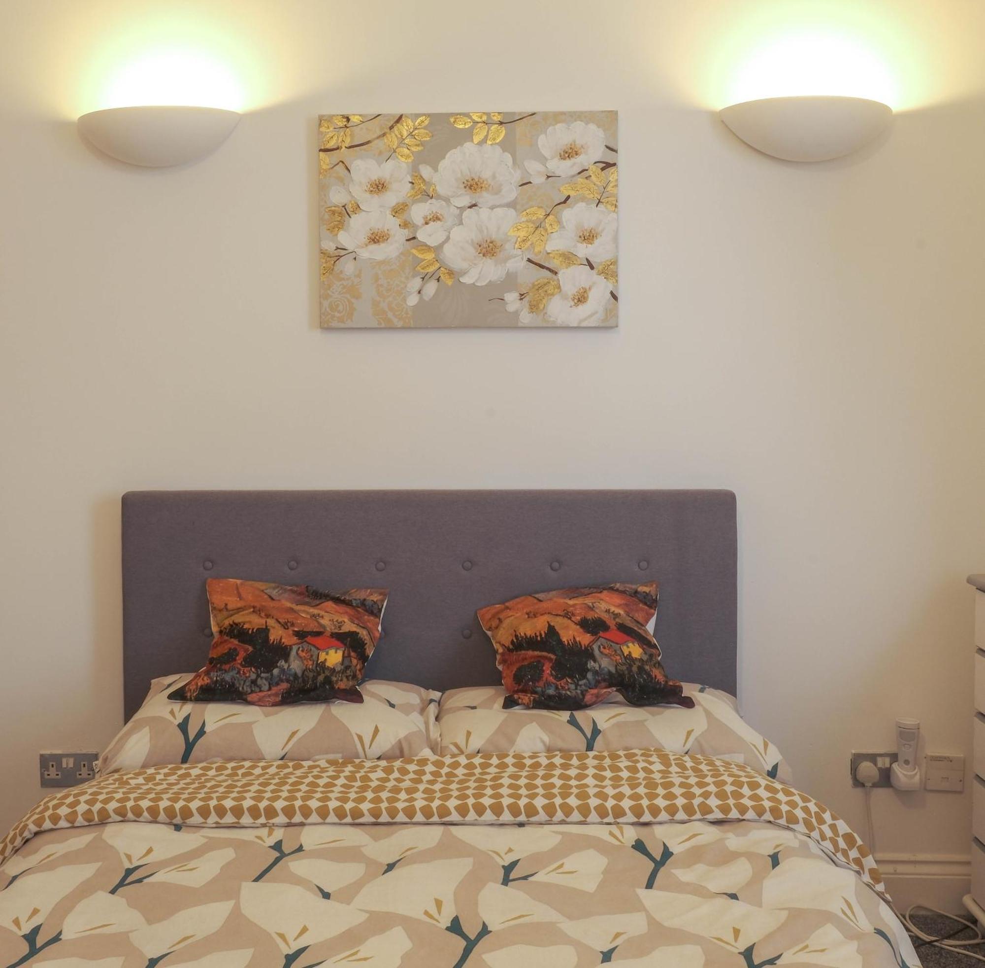 Bournemouth Beachfront Retreat 3 Bedroom 3 Bathroom Seaside B&B With Free Parking Exterior foto