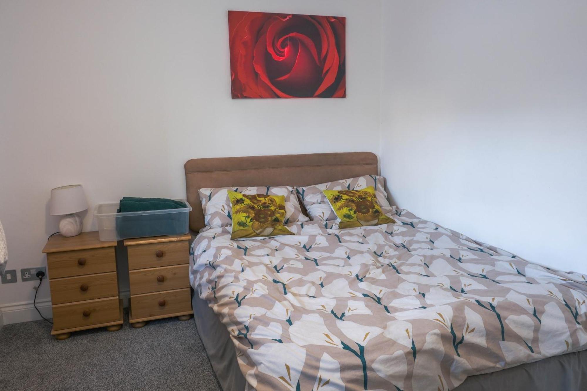 Bournemouth Beachfront Retreat 3 Bedroom 3 Bathroom Seaside B&B With Free Parking Exterior foto